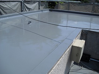 屋上のウレタン塗膜防水施工後