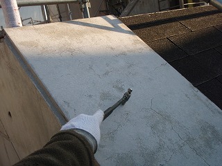屋上斜壁の打音検査
