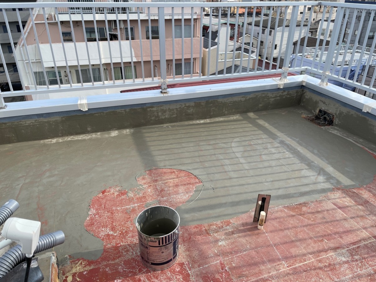 line_1191694276410347 | 東京防水職人 屋上防水 ウレタン塗布