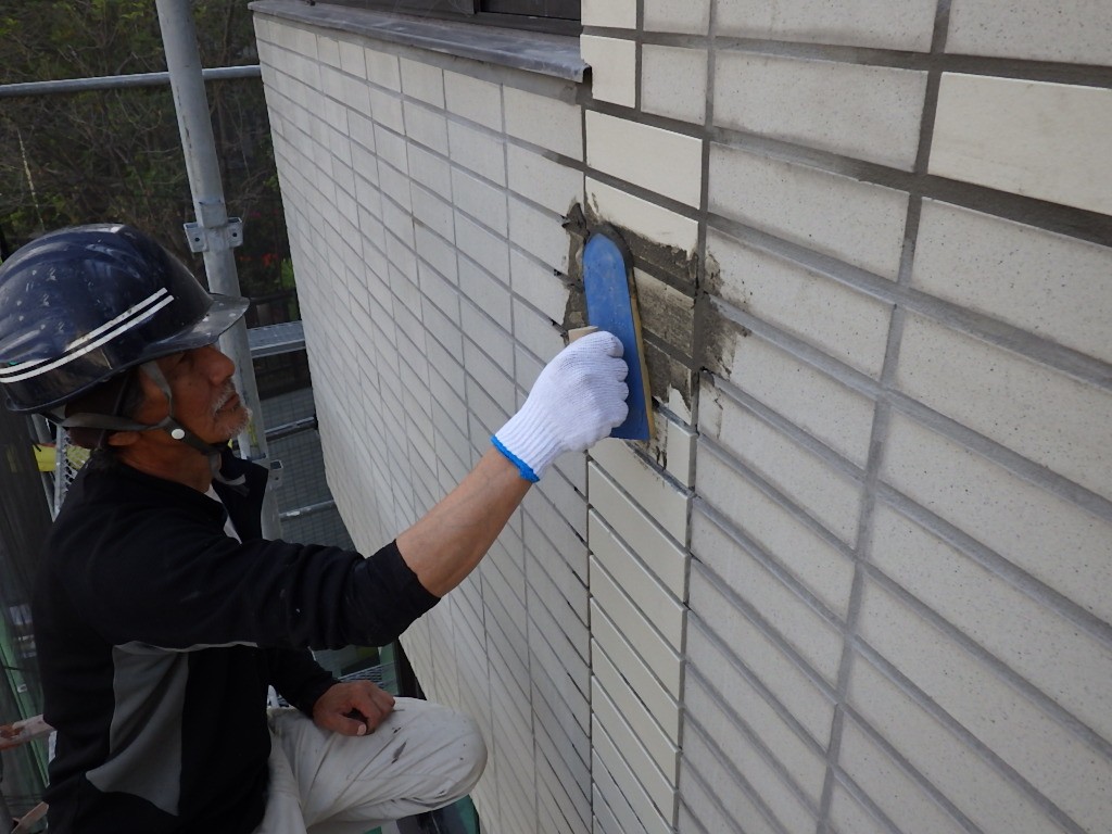 13新規タイル目地詰め | 防水工事は東京都の東京防水職人